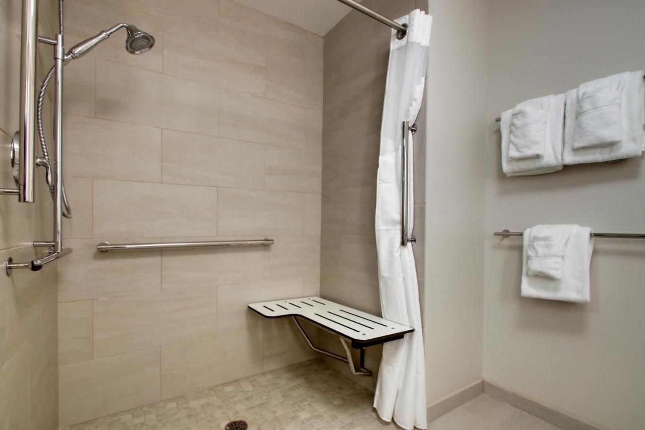 Holiday Inn Express & Suites - Elizabethtown North By Ihg Luaran gambar